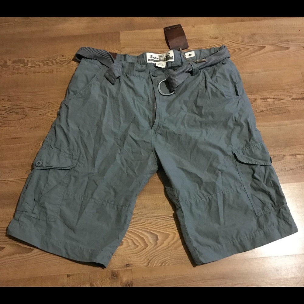 Smoke Rise Cargo Shorts NWT